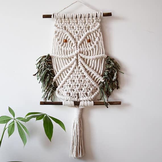 10 Gorgeous Macrame Patterns for Boho Wall Hangings