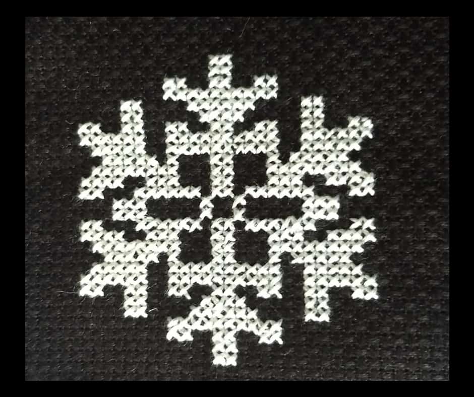 WOOD SNOWFLAKE COUNTED CROSS STITCH FRAME ORNAMENT